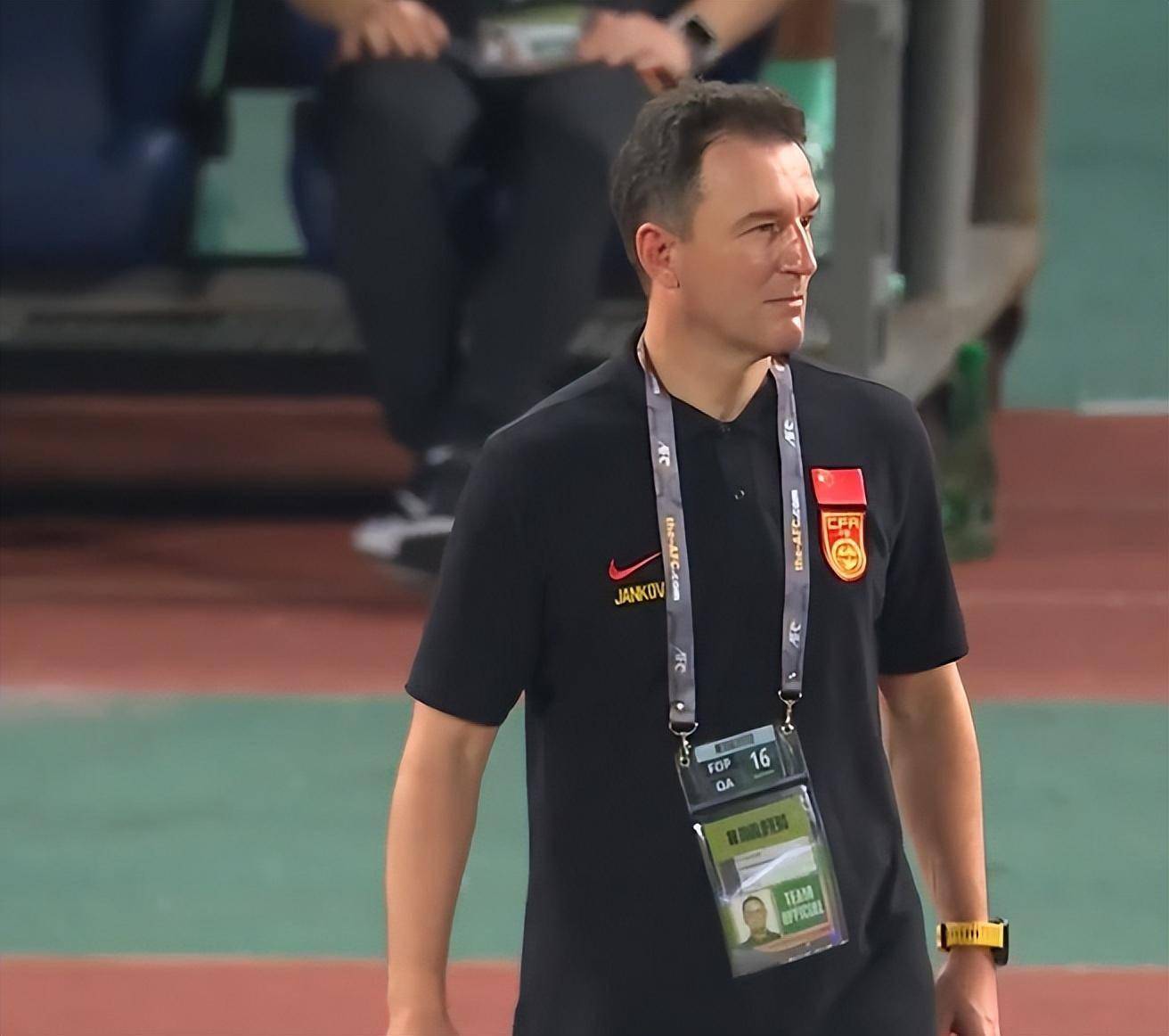 今晨突围战来临;新疆广汇围绕中超临场应变;态度坚定;训练强度明显提升(新疆广汇集团) 今晨突围战来临;新疆广汇围绕中超临场应变;态度坚定;训练强度明显提升(新疆广汇集团)