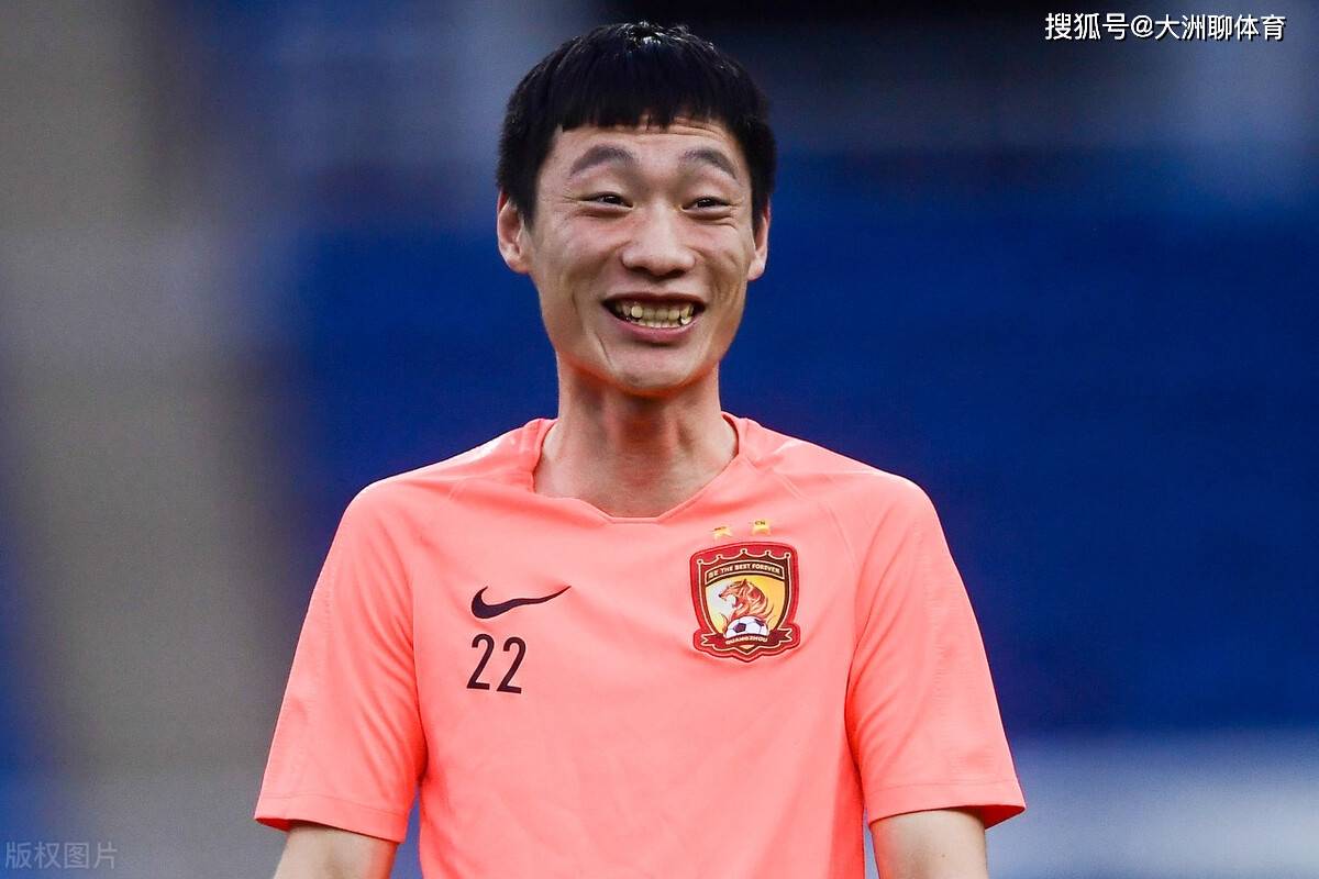 今晨突围战来临;新疆广汇围绕中超临场应变;态度坚定;训练强度明显提升(新疆广汇集团) 今晨突围战来临;新疆广汇围绕中超临场应变;态度坚定;训练强度明显提升(新疆广汇集团)