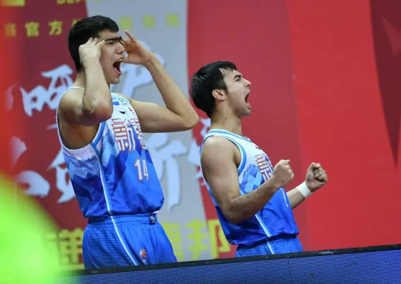 集结日里昂备战CBA季后赛新奥尔良鹈鹕冲刺阶段迎来里程碑之后,费耶诺德窗口期调整名单(nba鹈鹕队球员名单) 集结日里昂备战CBA季后赛新奥尔良鹈鹕冲刺阶段迎来里程碑之后,费耶诺德窗口期调整名单(nba鹈鹕队球员名单)